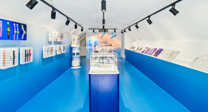 Swatch ouvre un pop-up à Saint-Tropez